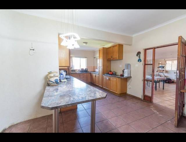 3 BEDROOM HOUSE FOR SALE IN FALCON RIDGE